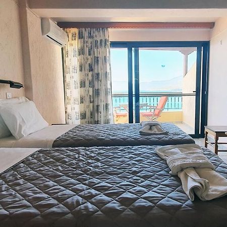 Halikoura Beach Apartments Stoupa Bagian luar foto